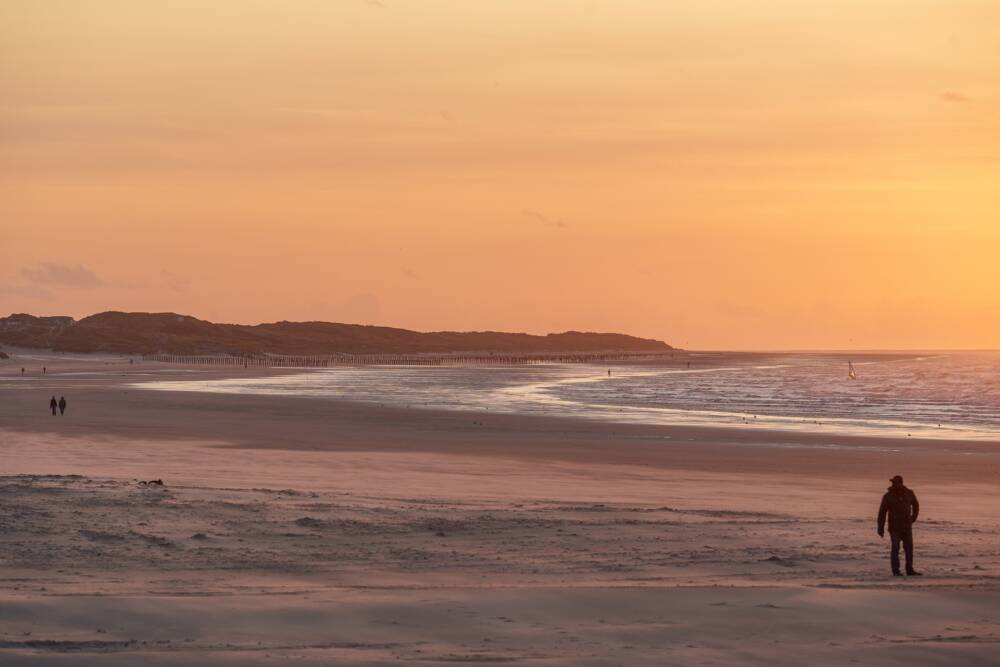 calais plage hiver coucher soleil reliefs